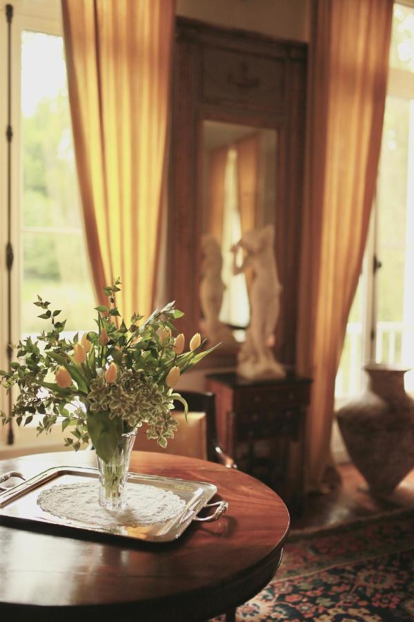Chateau Du Vallier Superbe Suite Vignobles Bordeaux Langoiran Exterior photo
